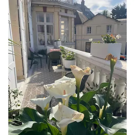 Castel Beau Rivage *